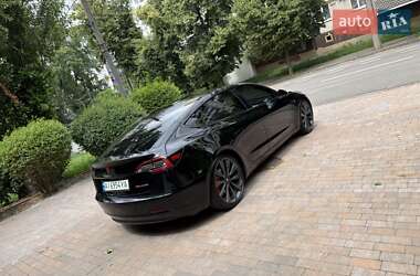 Седан Tesla Model 3 2020 в 