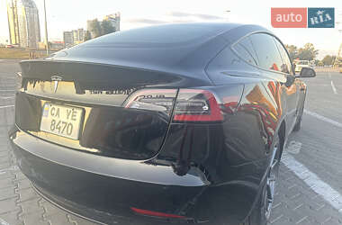 Седан Tesla Model 3 2022 в Києві