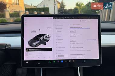 Седан Tesla Model 3 2019 в 
