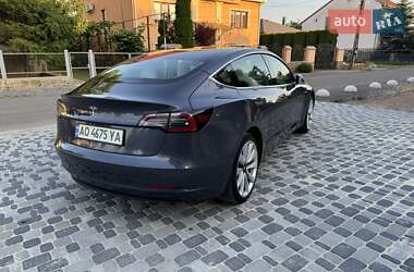 Седан Tesla Model 3 2019 в 