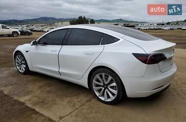 Седан Tesla Model 3 2018 в 