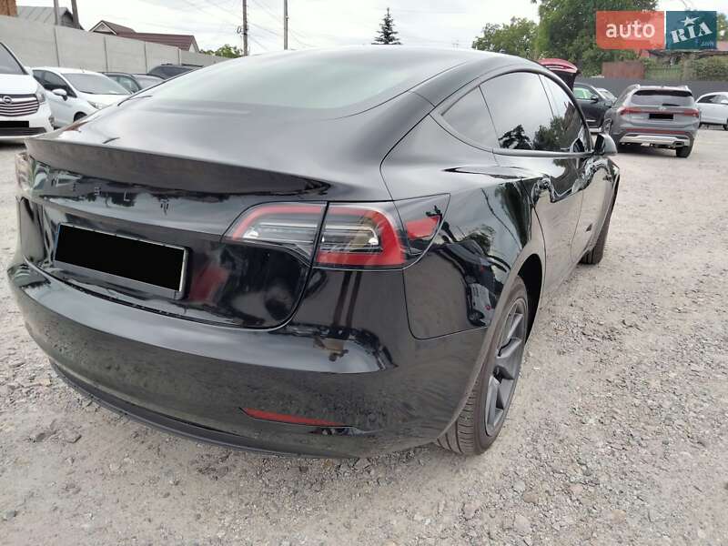 Седан Tesla Model 3 2023 в Белой Церкви