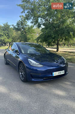 Tesla Model 3 2018