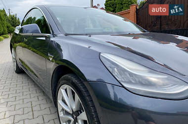 Седан Tesla Model 3 2018 в 