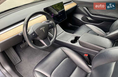 Седан Tesla Model 3 2018 в 