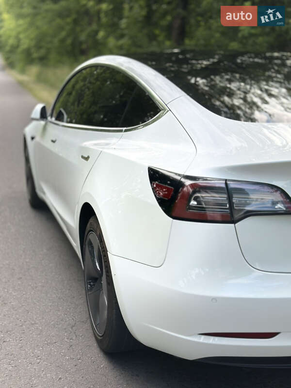 Седан Tesla Model 3 2020 в Львові фото 6 Седан Tesla Model 3 2020 в Львові