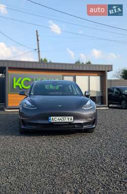 Седан Tesla Model 3 2020 в Луцьку