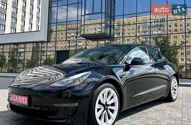 Седан Tesla Model 3 2022 в Дніпрі
