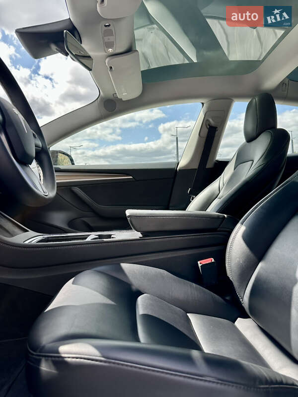 Седан Tesla Model 3 2022 в Днепре фото 15 Седан Tesla Model 3 2022 в Днепре