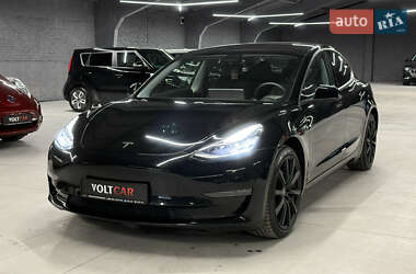 Седан Tesla Model 3 2019 в 