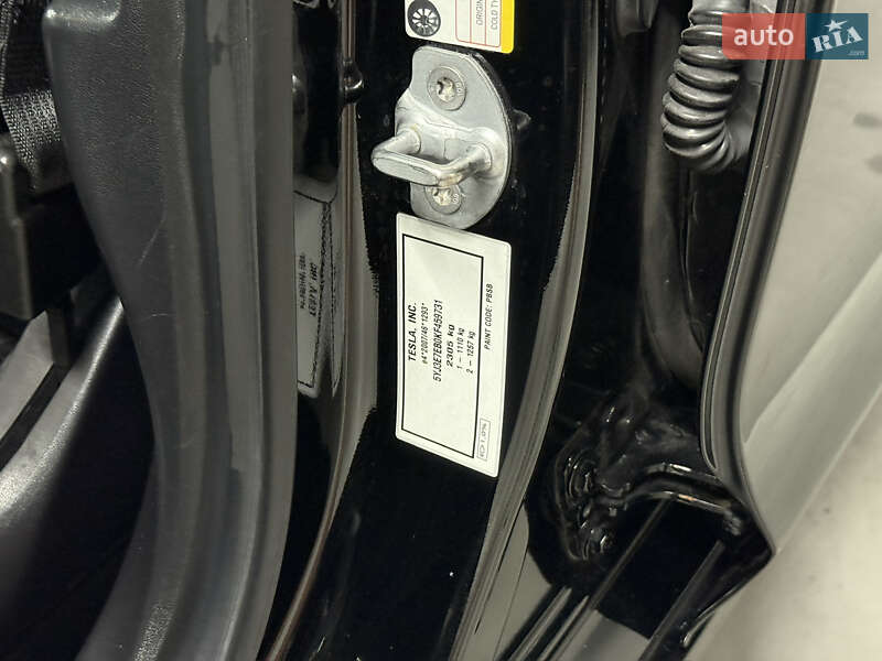 Седан Tesla Model 3 2019 в Владимире