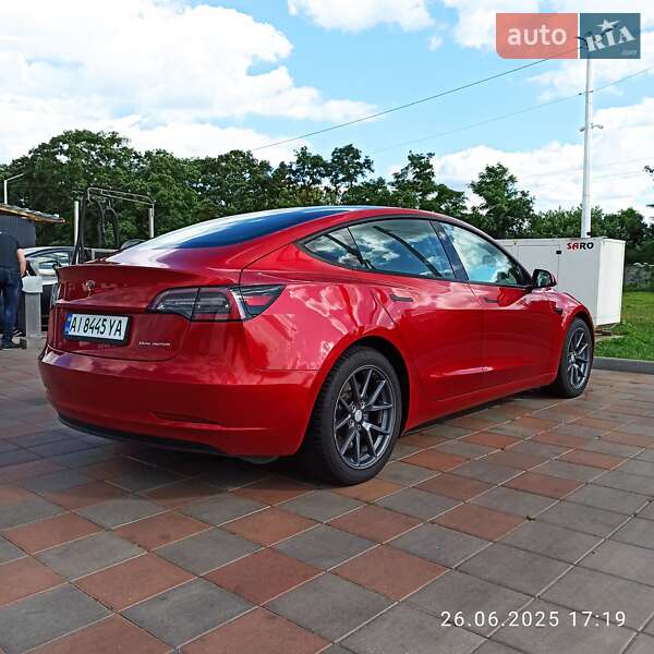 Седан Tesla Model 3 2022 в Броварах