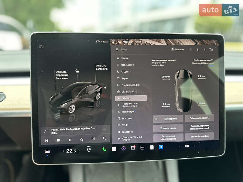 Седан Tesla Model 3 2022 в Києві