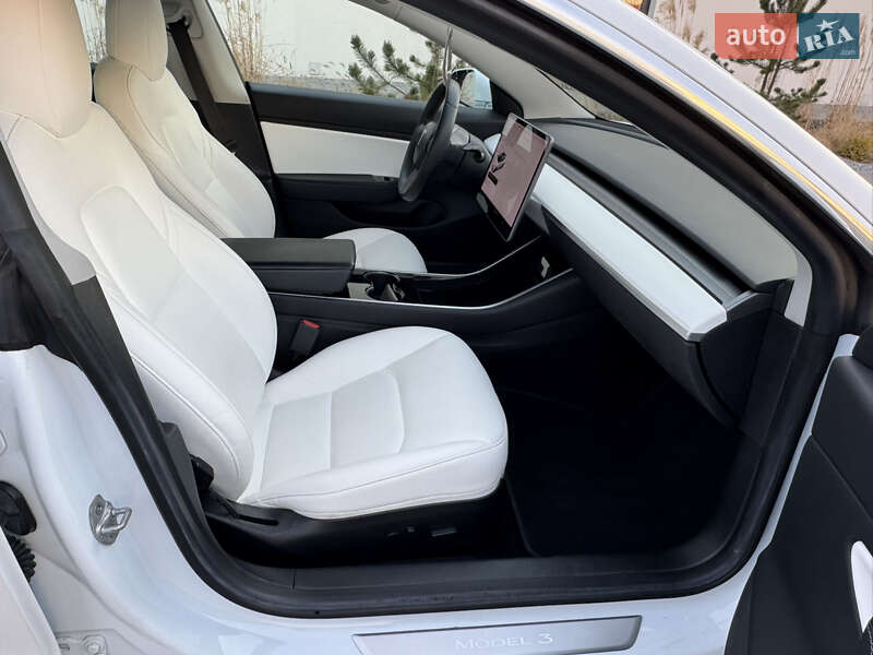 Седан Tesla Model 3 2019 в Луцке фото 27 Седан Tesla Model 3 2019 в Луцке