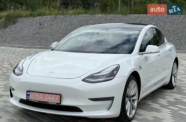 Седан Tesla Model 3 2019 в 