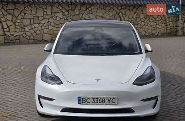 Седан Tesla Model 3 2021 в 
