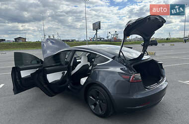 Седан Tesla Model 3 2018 в 
