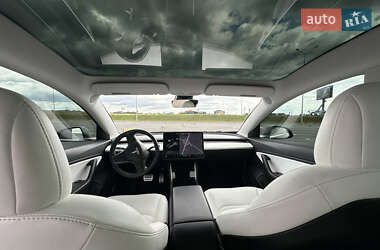 Седан Tesla Model 3 2018 в 