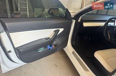 Седан Tesla Model 3 2018 в 