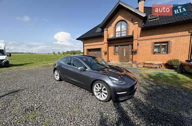 Седан Tesla Model 3 2018 в 