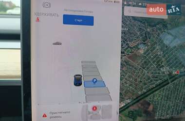 Седан Tesla Model 3 2019 в 