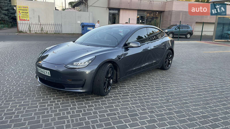 Седан Tesla Model 3 2018 в Одессе