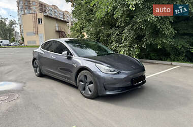 Седан Tesla Model 3 2018 в Киеве