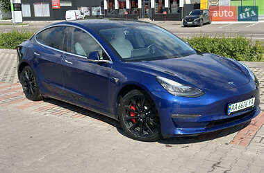 Седан Tesla Model 3 2019 в Києві