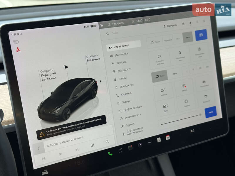 Седан Tesla Model 3 2022 в Хмельницком