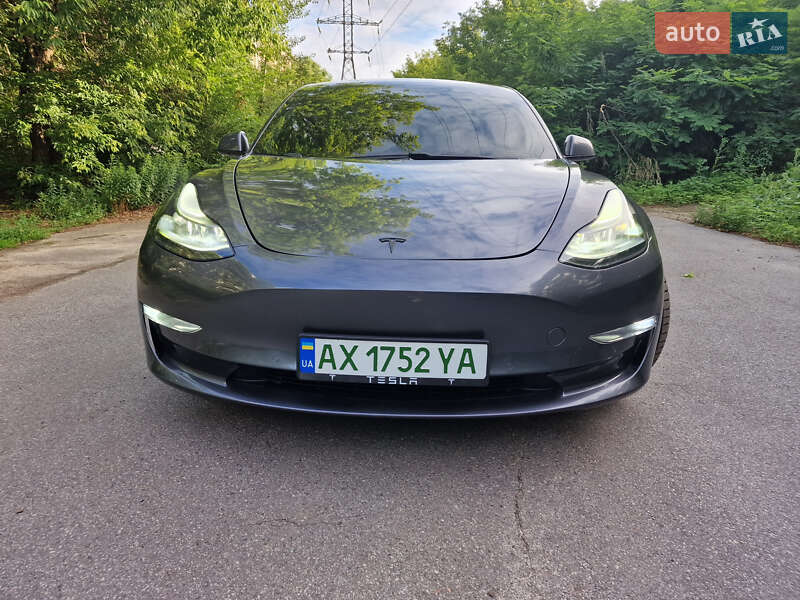 Седан Tesla Model 3 2021 в Харькове