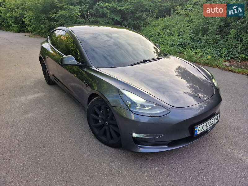 Седан Tesla Model 3 2021 в Харькове