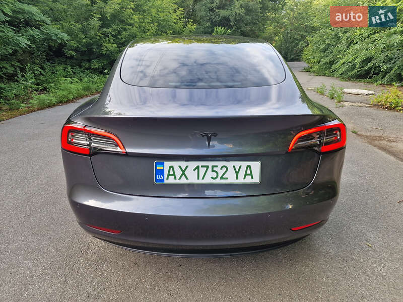 Седан Tesla Model 3 2021 в Харькове