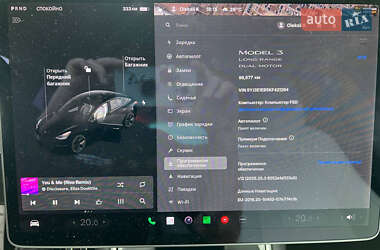 Седан Tesla Model 3 2019 в Ровно