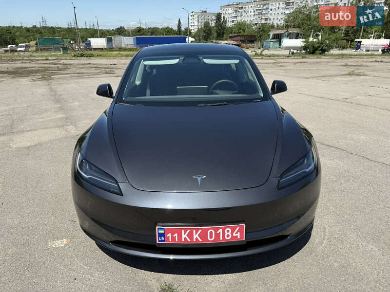 Седан Tesla Model 3 2024 в Запорожье