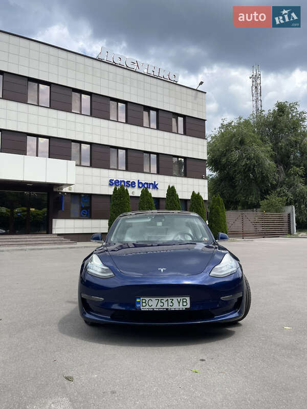 Седан Tesla Model 3 2018 в Днепре