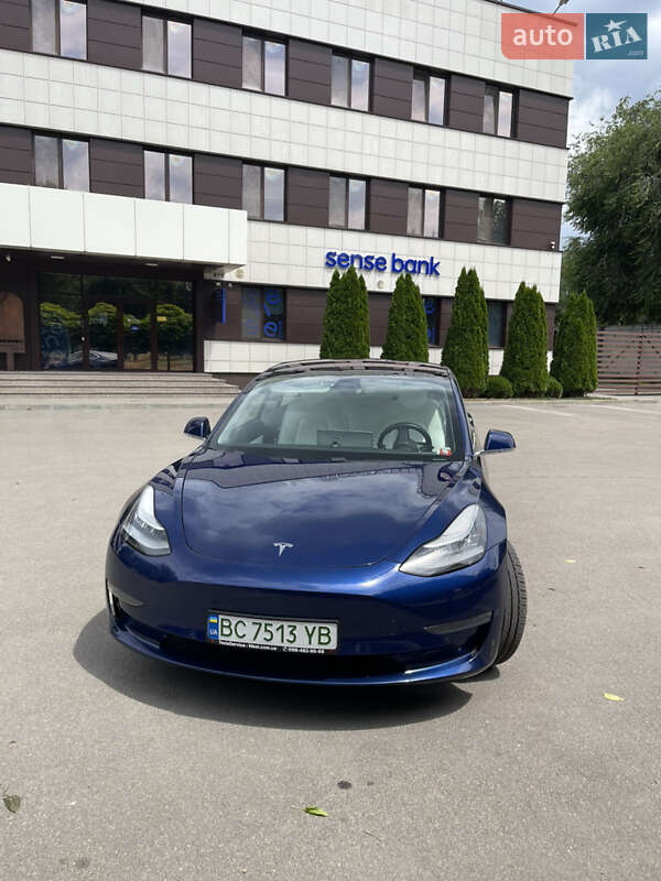 Седан Tesla Model 3 2018 в Днепре