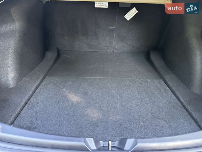 Седан Tesla Model 3 2022 в Львове