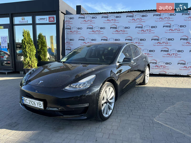 Tesla Model 3 2019