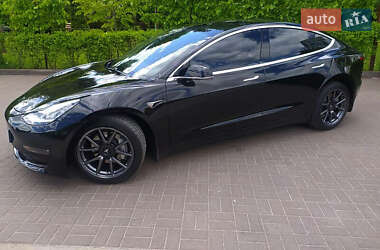 Седан Tesla Model 3 2020 в Житомире