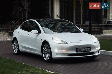 Tesla Model 3 2018 Tesla Model 3 2018