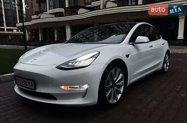 Седан Tesla Model 3 2018 в 