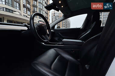 Седан Tesla Model 3 2018 в 
