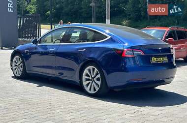 Седан Tesla Model 3 2019 в 