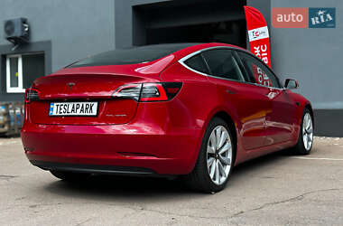 Седан Tesla Model 3 2018 в 