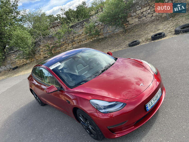 Седан Tesla Model 3 2019 в Одессе