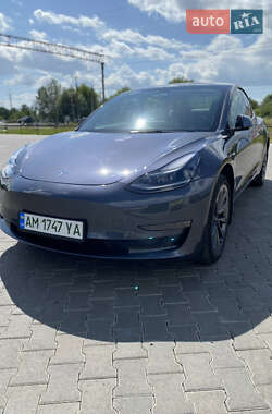 Tesla Model 3 2022