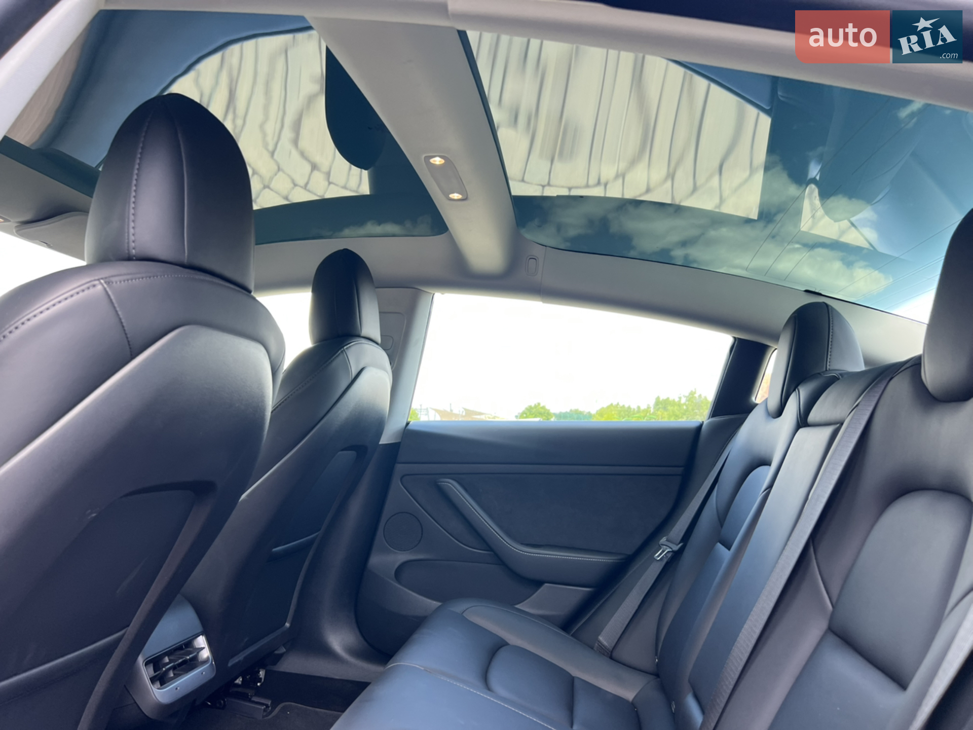 2021 Tesla Model 3 - мініатюра 8