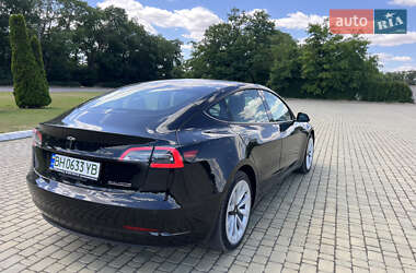 Седан Tesla Model 3 2021 в Одессе