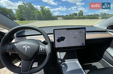 Седан Tesla Model 3 2021 в Одессе