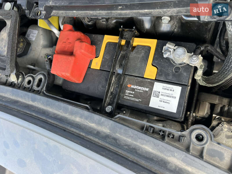 Седан Tesla Model 3 2021 в Одесі